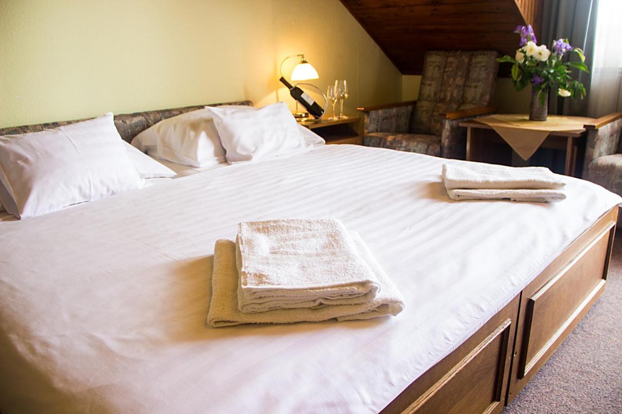 Hotel Molnar ブダペスト エクステリア 写真